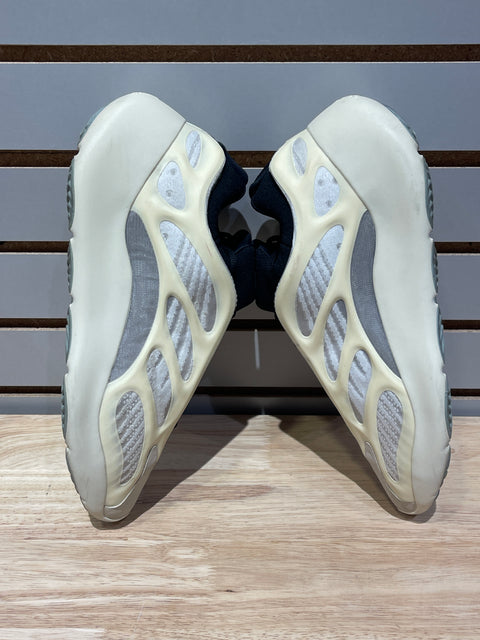 adidas Yeezy 700 V3 Azael Sz 12