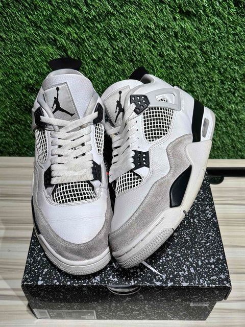 Jordan 4 Retro Military Black Sz 9.5M
