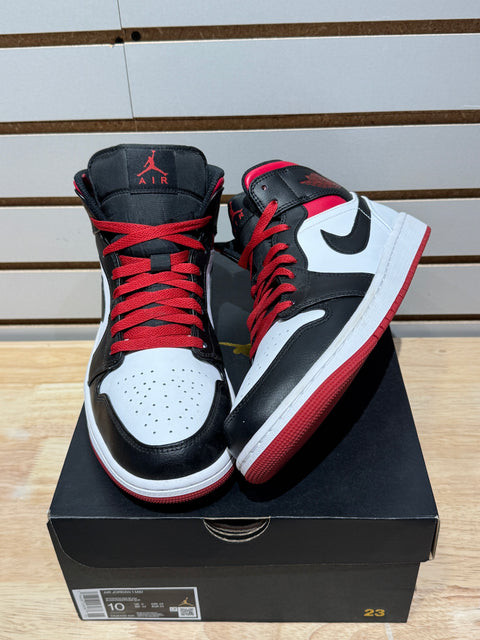 Jordan 1 Mid Gym Red Black Toe Sz 10