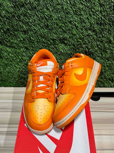 Nike Dunk Low Magma Orange (W) Sz 8.5W/7M.