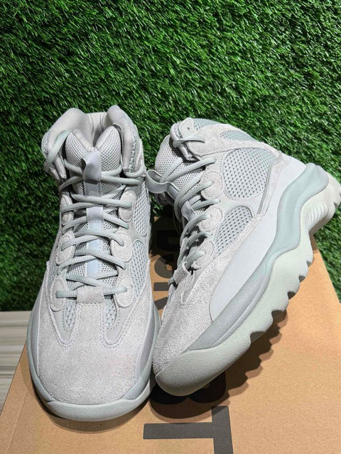 adidas Yeezy Desert Boot Salt Sz 11M