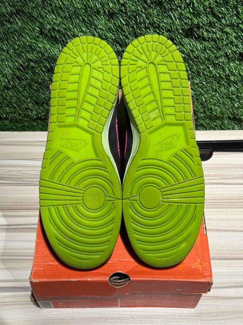 Nike Dunk High Undefeated Sz 9.5...