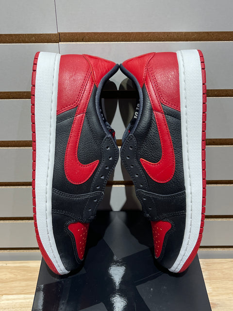 Jordan 1 Retro Low OG Banned Sz 9.5