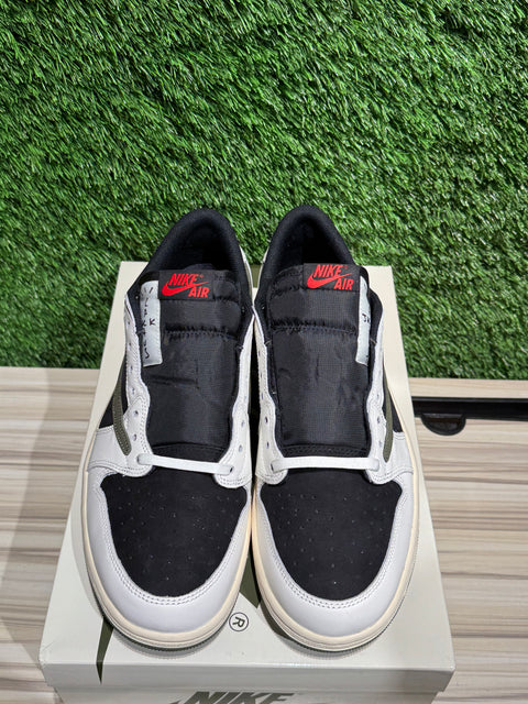 Jordan 1 Retro Low OG SP Travis Scott Olive (Women's) Sz 11.5