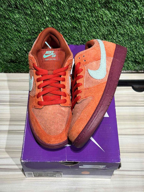 Nike SB Dunk Low Mystic Red Rosewood Sz 8.5M