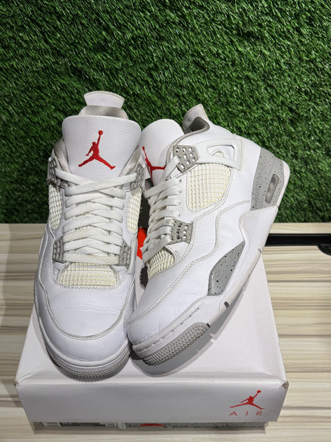 Jordan 4 Retro White Oreo (2021) Sz 10.5M..