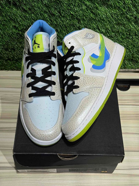 Jordan 1 Mid SE Warped Swoosh (GS) Sz 7Y