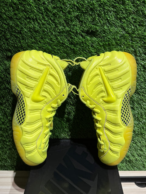Nike Air Foamposite Pro Volt Sz 10.5