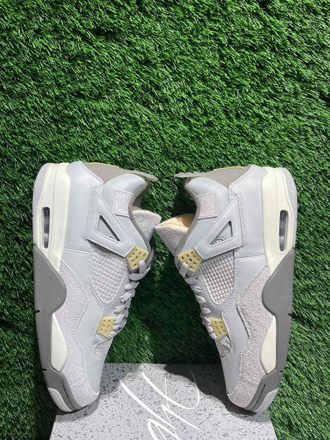 Jordan 4 Retro SE Craft Photon Dust SZ 11.5