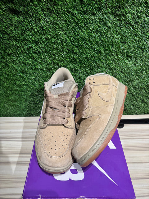 Nike SB Dunk Low Pro B Parachute Beige Sz 11