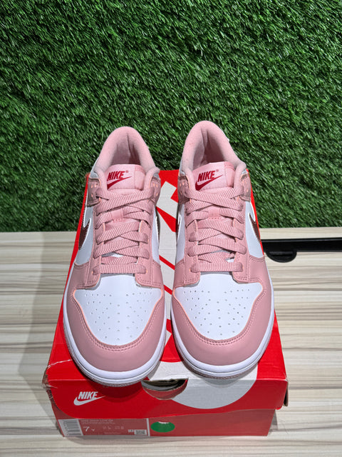 Nike Dunk Low Pink Velvet (GS) Sz 7Y/8.5W