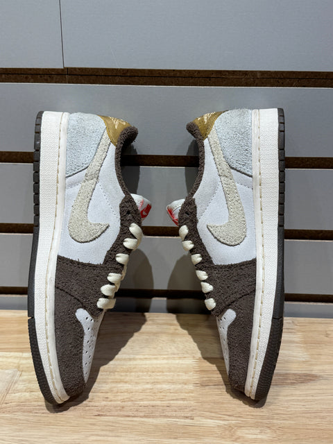 Jordan 1 Retro Low OG Year of the Rabbit Sz 4