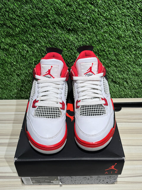Jordan 4 Retro Fire Red (2020) (GS) Sz 6Y
