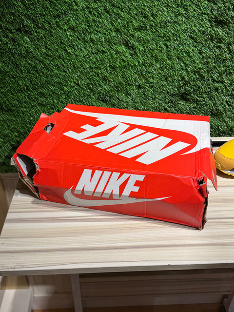 Nike Air Max 90 Go The Extra Smile Sz 10M