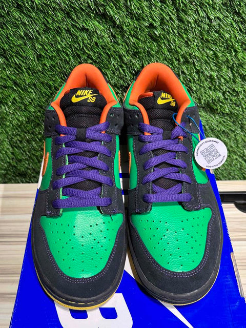 Nike SB Dunk Low Green Spark Hoop Orange Sz 10