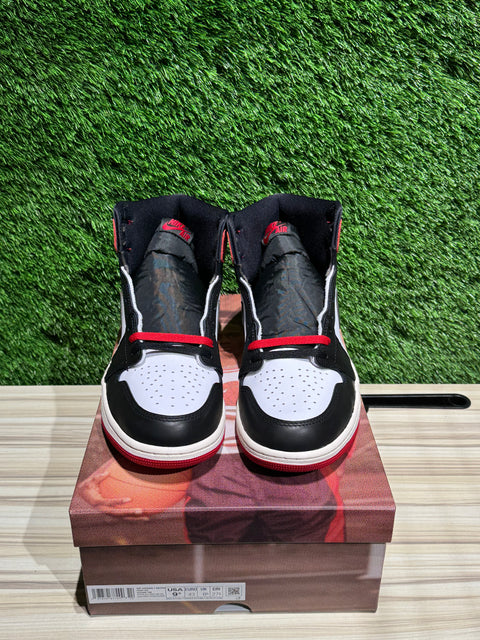 Jordan 1 Retro High OG Black Toe Reimagined Sz 9.5M