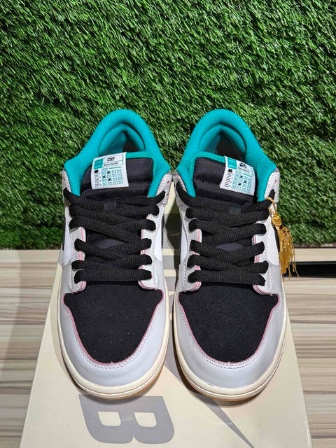 Nike SB Dunk Low CSEF Sz 9.5M