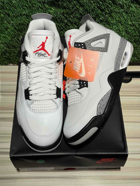 Jordan 4 Retro White Cement (2025) Sz 10.5M.