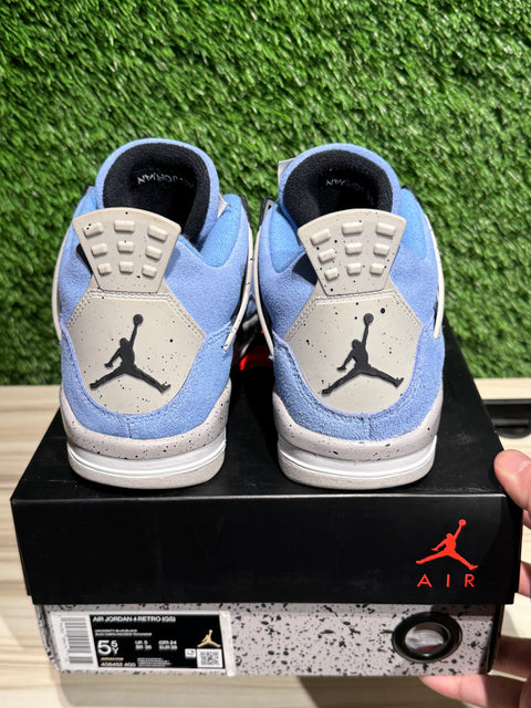 Jordan 4 Retro University Blue (GS) Sz 5.5Y