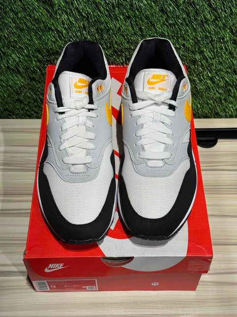 Nike Air Max 1 White University Gold Sz 9M