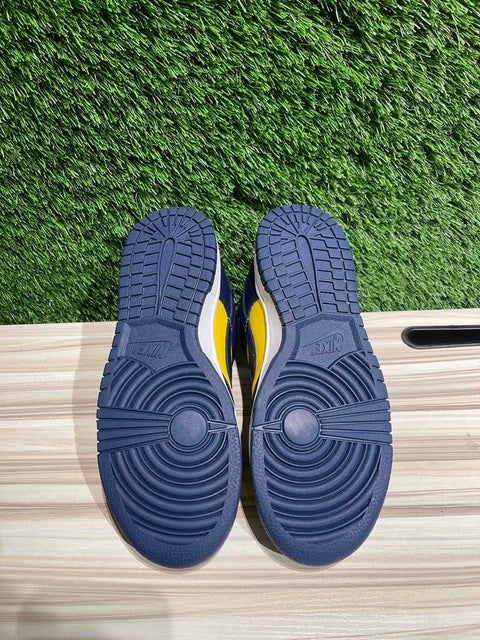 Nike Dunk Low Michigan (2021) Sz 6M/7.5W