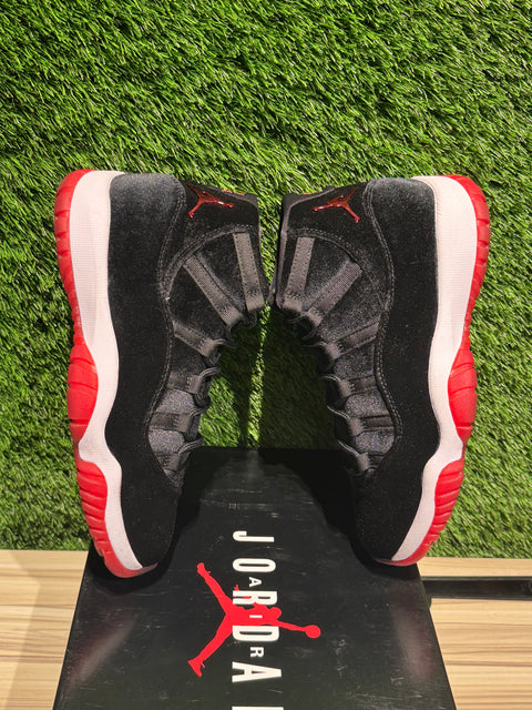 Jordan 11 Retro Bred Velvet (Women's) Sz 7.5M