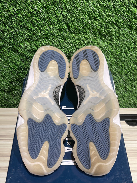 Jordan 11 Retro Low Diffused Blue Sz 7.5M