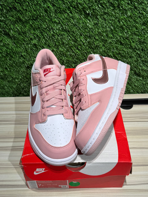 Nike Dunk Low Pink Velvet (GS) Sz 7Y/8.5W