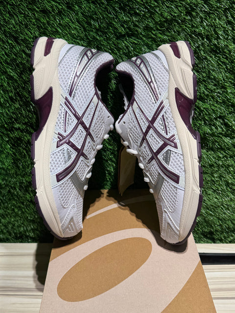 ASICS Gel-1130 White Deep Plum (Women's) Sz 6.5M