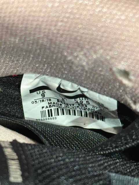 Nike SB Dunk Low Black Washed Coral Sz 9 Sample