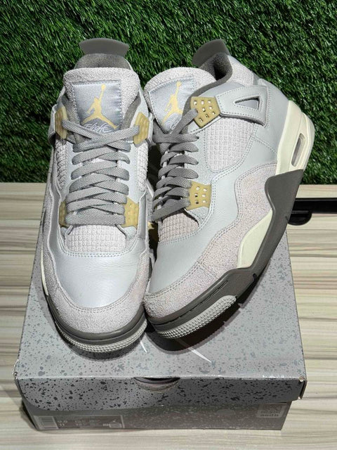 Jordan 4 Retro SE Craft Photon Dust Sz 9.5M