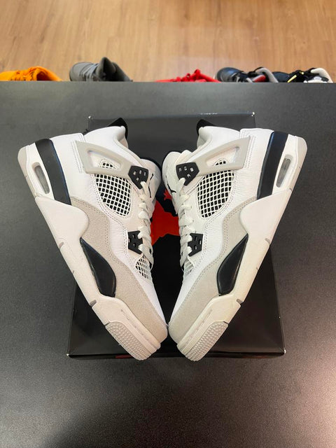 Jordan 4 Retro Military Black (GS)