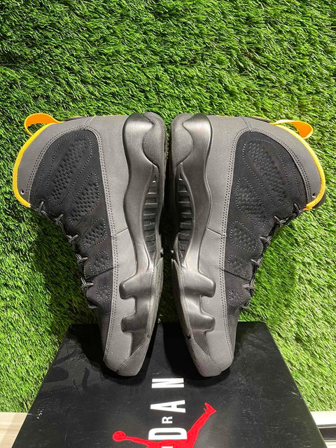 Jordan 9 Retro Dark Charcoal University Gold Sz 8