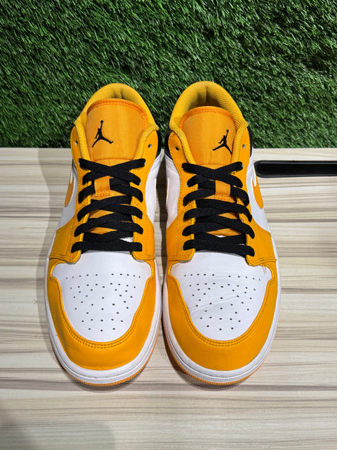 Jordan 1 Low Taxi Sz 12M.