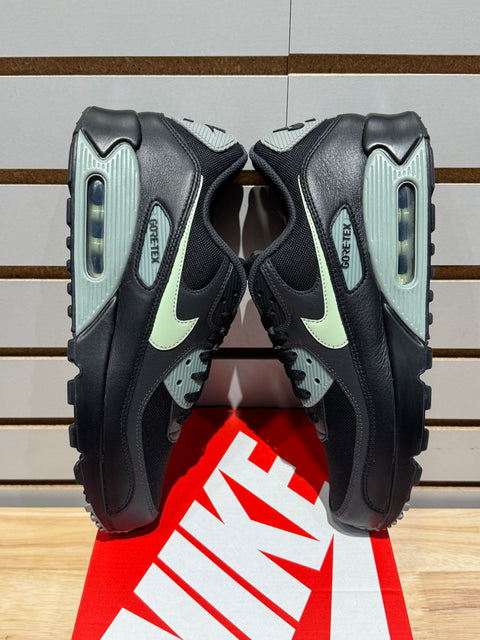 Nike Air Max 90 Gore-Tex Black Honeydew SZ 8.5