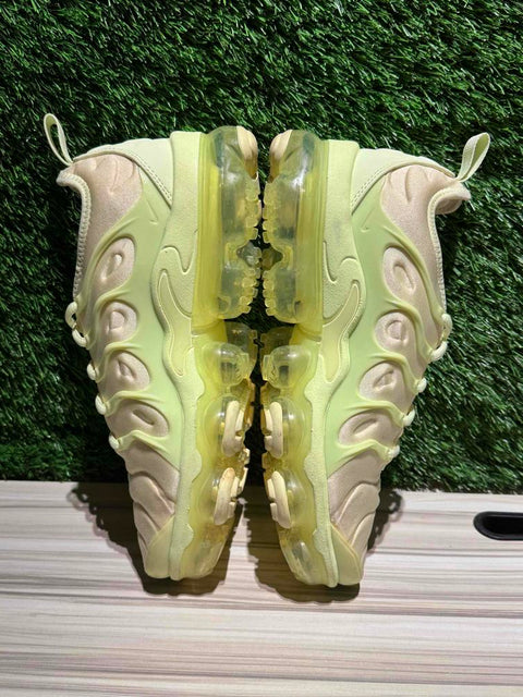 Nike Air VaporMax Plus Barely Volt (Women's) Sz 6.5W/5Y