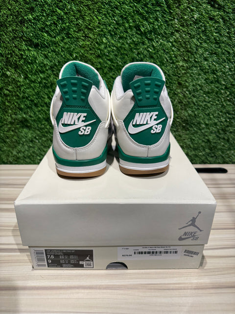Jordan 4 Retro SB Pine Green Sz 7.5