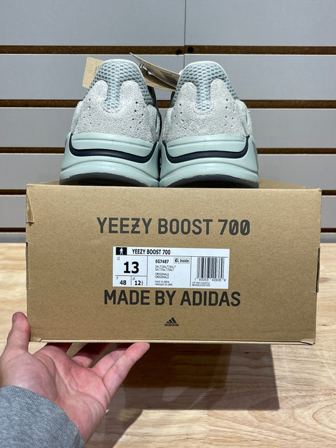 adidas Yeezy Boost 700 Salt Sz 13