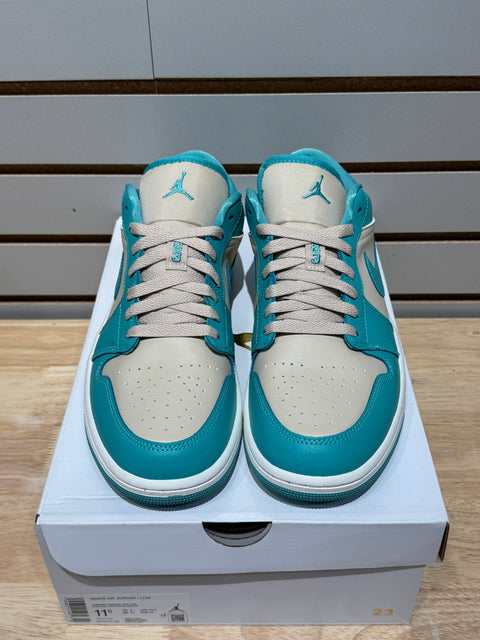 Jordan 1 Low Tropical Teal (Women's) Sz 10
