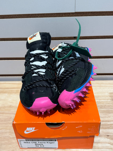 Nike Zoom Terra Kiger 5 Off-White Black (Women's) Sz 3.5M / 5W