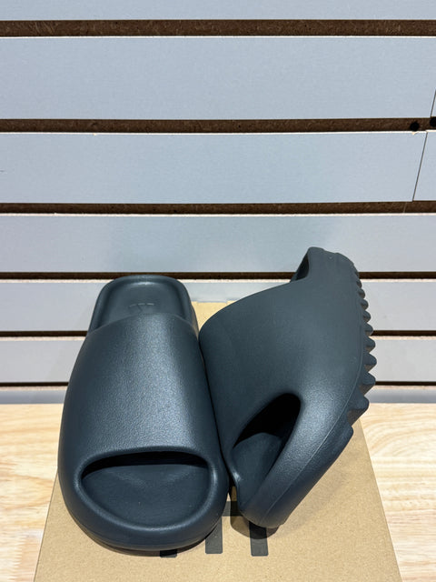 adidas Yeezy Slide Dark Onyx Sz 7