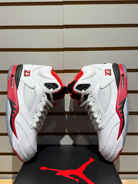 Jordan 5 Retro Fire Red Black Tongue (2025) Sz 11.5