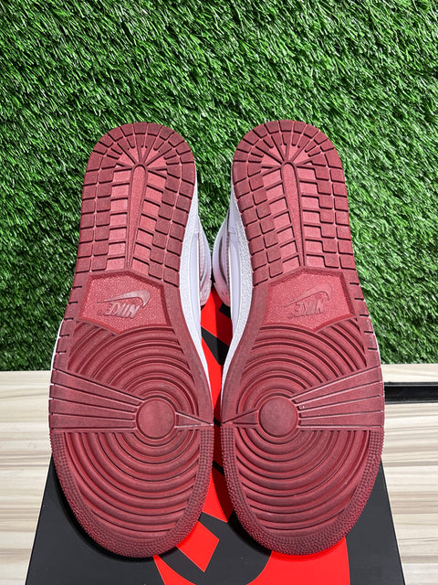 Jordan 1 Retro High '85 OG Metallic Burgundy Sz 10M