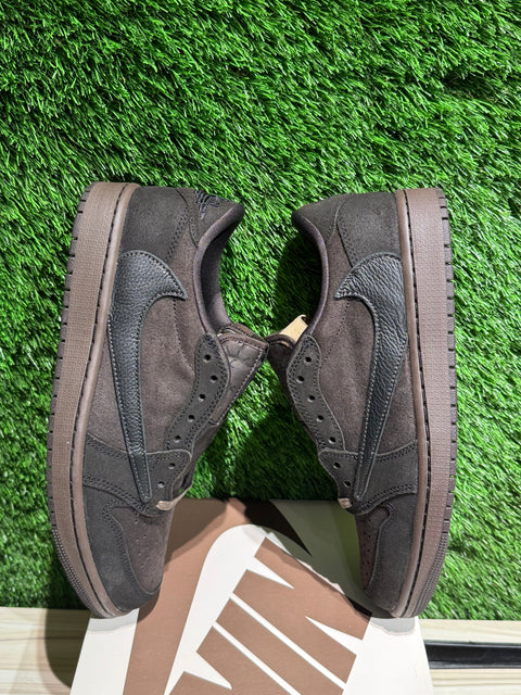 Jordan 1 Retro Low OG SP Travis Scott Velvet Brown Sz 9
