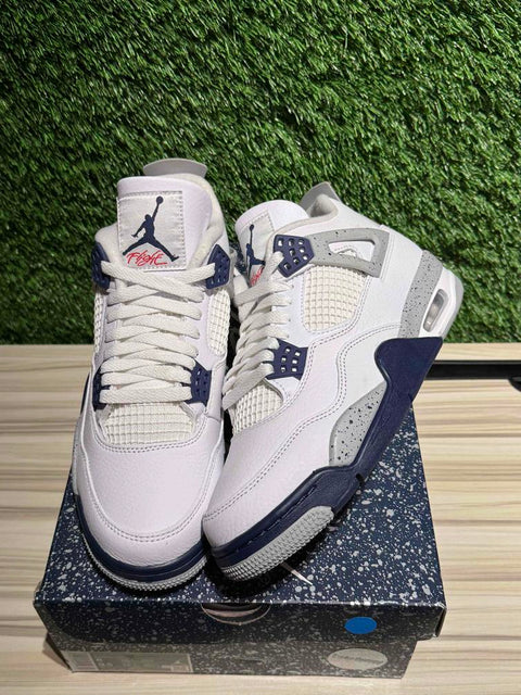 Jordan 4 Retro Midnight Navy Sz 8M