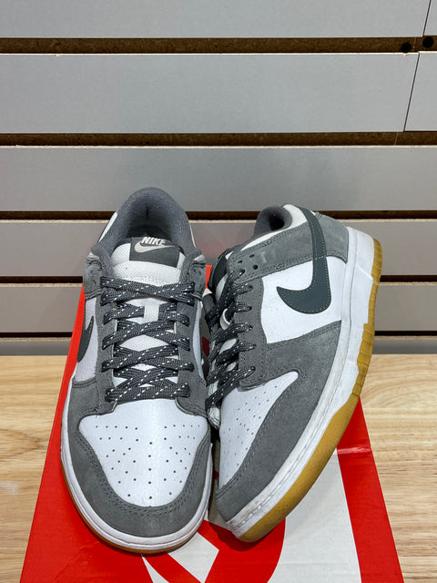 Nike Dunk Low Smoke Grey Gum 3M Swoosh Sz 9.5