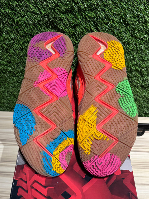 Nike Kyrie 4 Lucky Charms Sz 11
