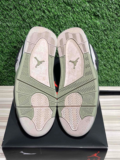 Jordan 4 Retro Seafoam (Women's) Sz 10.5M.