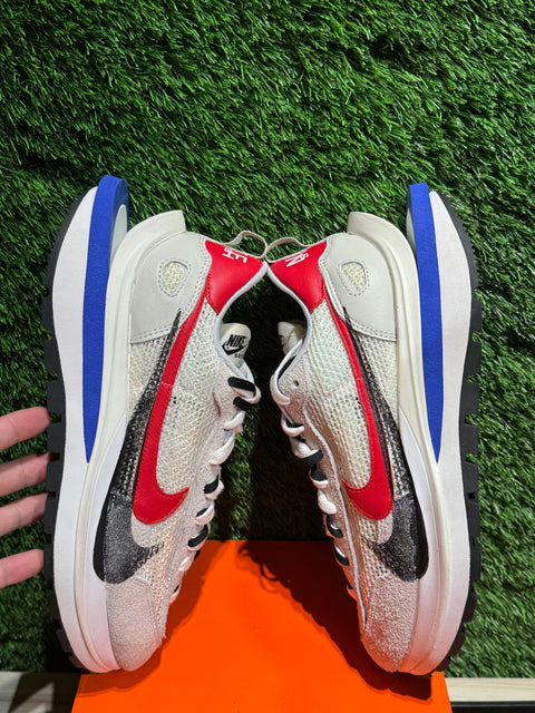 Nike Vaporwaffle sacai Sport Fuchsia Game Royal Sz 10M