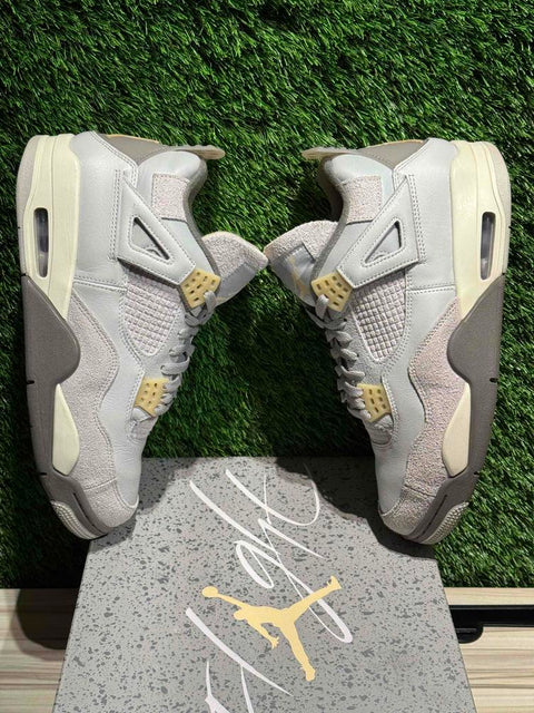 Jordan 4 Retro SE Craft Photon Dust Sz 9.5M